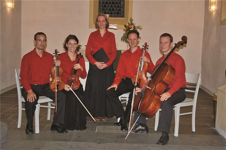 Das tschechische Musikensemble Musica Podberdensis gastiert in Güls.privat