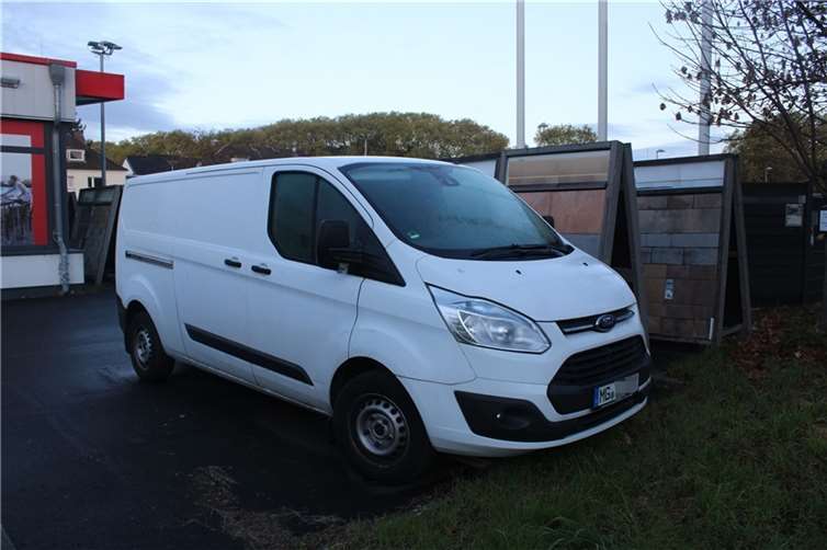 Das verdächtige Fahrzeug.  Quelle: Kreispolizeibehörde Rhein-Sieg-Kreis