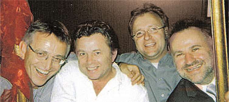 Das vierköpfige Walberberger Jazz Orchester WaJazzO. privat