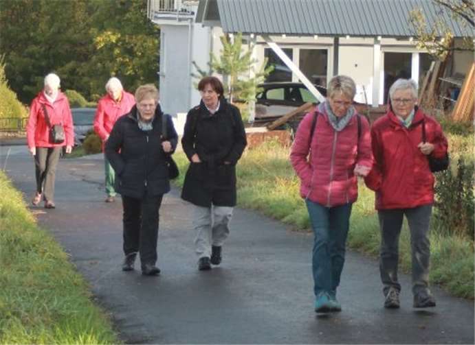 De Frauen auf ihrer Wanderung.