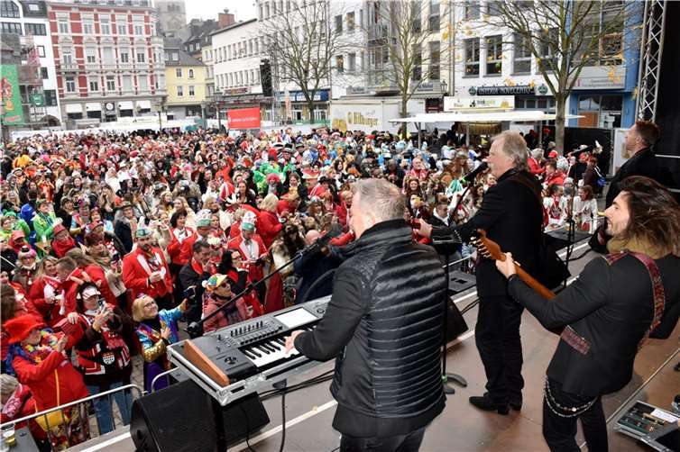 „De Höhner“ sorgten für Stimmung. Foto: HEP