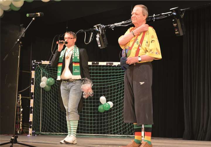 "De Knallkopp" und Sitzungspräsident Marcel Möcking sorgten für Stimmung.