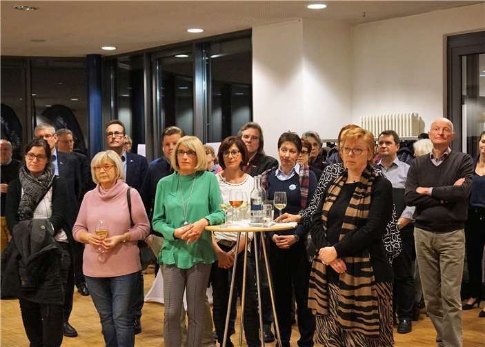 Deichstadtfreunde, Netzwerker und Verwaltungsmitarbeiter trafen sich zum Austausch in geselliger Runde.