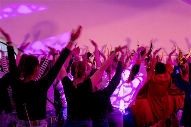 Dem Publikum wurde bei bester Stimmung zehn tolle Showtänze verschiedener Tanzgruppen aus der Region präsentiert. Foto: privat