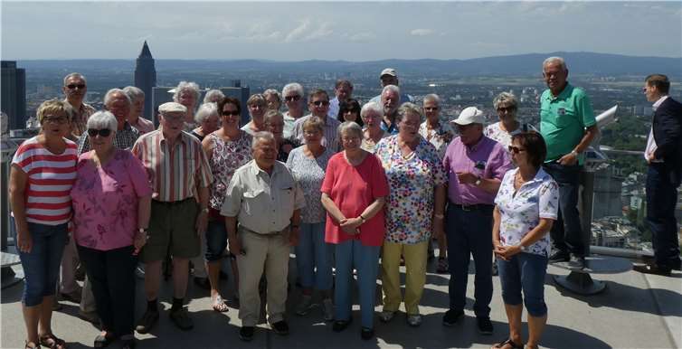 Den 33 Teilnehmerinnen und Teilnehmern wurde in Frankfurt ein erlebnisreicher Tag geboten. Foto: privat