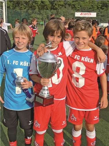 Den Fritz-Walter-E-Jugend-Pokal erhielt die Mannschaft des 1. FC Köln.