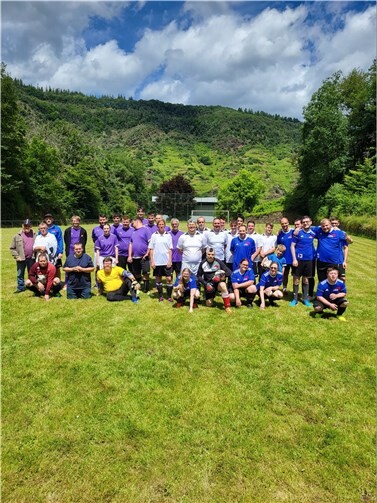 Den Gesamtsieg sicherte sich am Ende die FZM aus Brohl, die damit den Wanderpokal des Ebernacher Dreikampfs bis zum nächsten Jahr mit nach Hause nehmen konnte. Foto: J. Junglas
