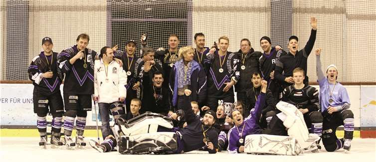 Den Neuwieder Bären gelang es, erfolgreich den Rheinland-Pfalz-Pokal zu verteidigen. privat