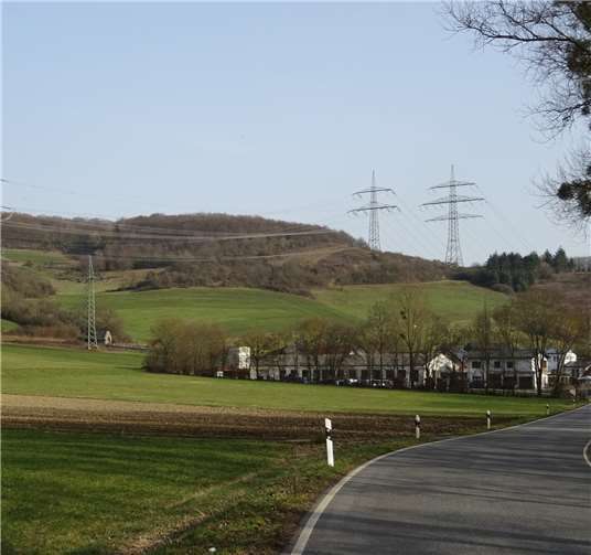 Den Planungsauftrag zur Erstellung des Bebauungsplanunterlagen für das Baugebiet „In der Aue“ wurde an das Planungsbüro Fassbender Weber Ingenieure, Brohl-Lützing, vergeben.Fotos: WER