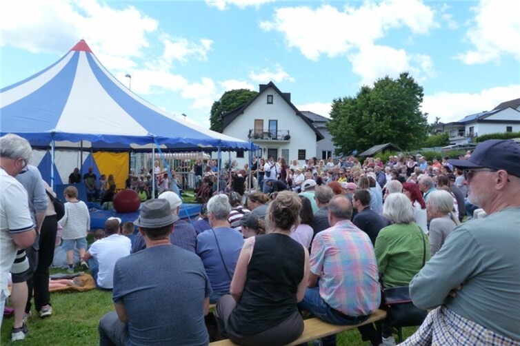 Den Zuschauern wurde im Zirkuszelt eine tolle Show geboten.