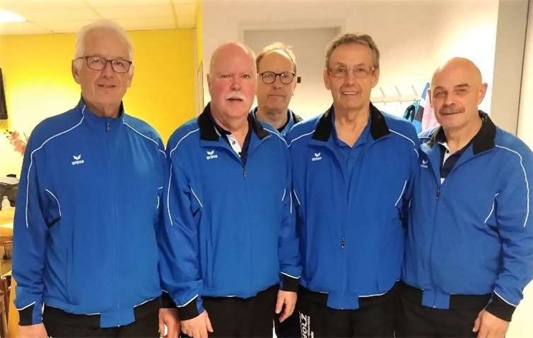 Den dritten Platz konnten sich die Herren B erspielen.Fotos: privat