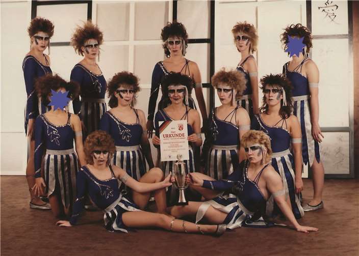 Den ersten Landesmeistertitel erkämpfte die Gruppe sich 1986 mit der Choreografie „Illusionen“.