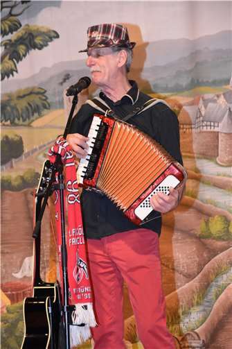 Den krönenden Abschluss bildete der Stimmungssänger Willi Wilden.