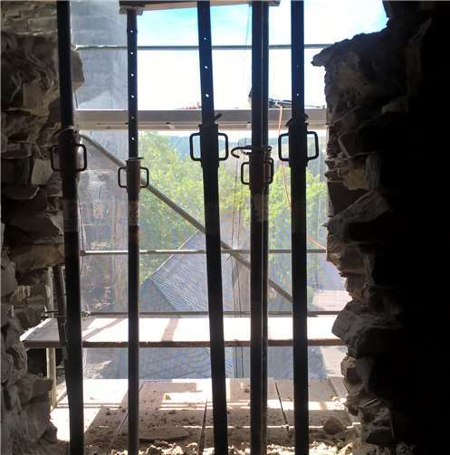 Den künftig Eingang ist schon freigelegt.