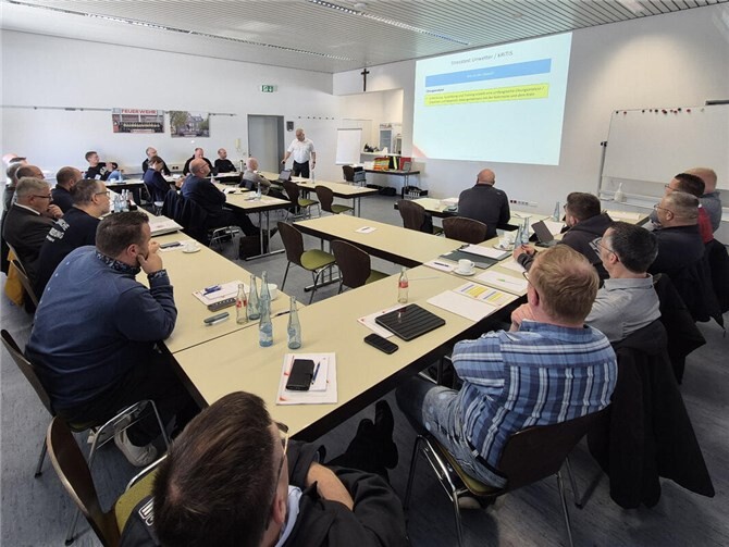 Den offiziellen Startschuss bildete jüngst eine Auftaktveranstaltung im Feuerwehrgerätehaus Polch. Foto: Kreisverwaltung MYK