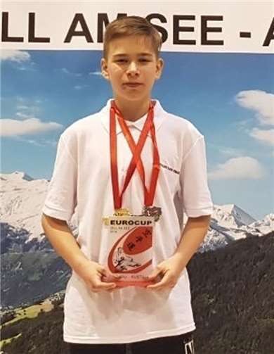 Denis Jankowski bei der Siegerehrung. privat