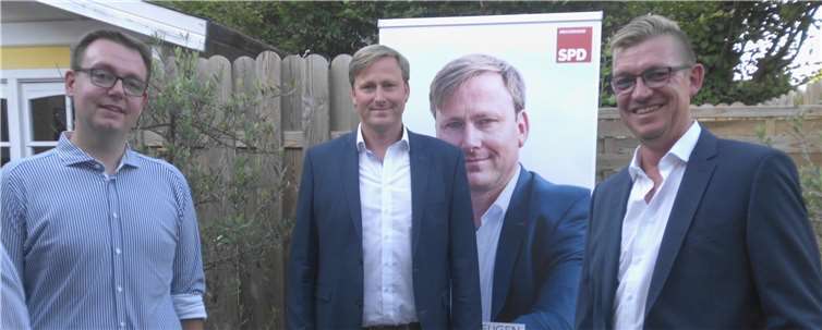 Denis Waldästl, Stefan Pohl und Marco Deckers beim Sommerempfang. Foto: privat