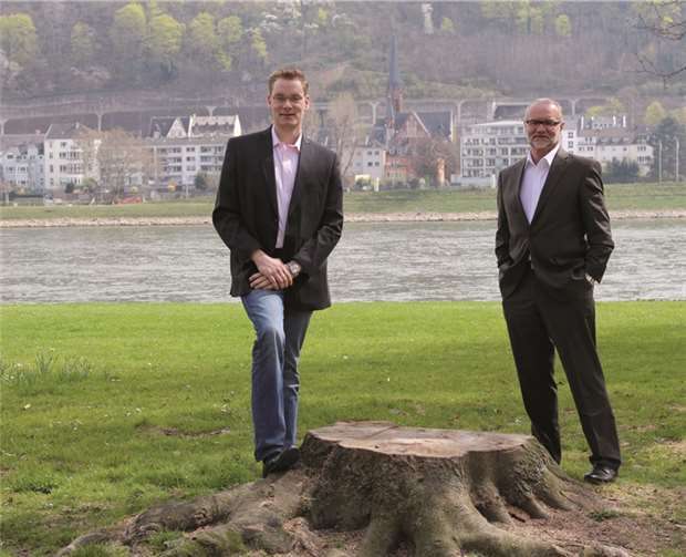 Denny Blank und Fritz Naumann setzen sich für Nachpflanzungen in den Rheinanlagen ein.  privat