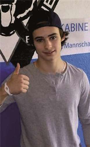 Der 17-jährige Max Wasser wird im Sommer in die Deichstadt ziehen.privat