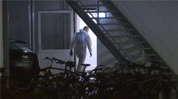 Der 19-jährige Tatverdächtige hatte die Ermittler zum Ort der Toten geführt. Foto: NonstopNews