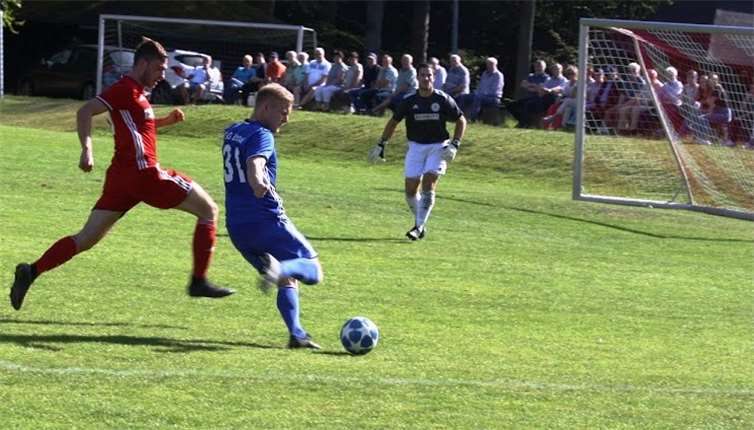 Der 3:2-Anschlusstreffer von Moritz Pies ließ bei den Gästen noch etwas Hoffnung aufkommen.