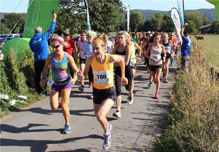 Der 44. Volkslauf „Rund um den Laacher See“ steht unter dem Motto „Da wo andere Urlaub machen“. Foto: Archiv/B. Weis
