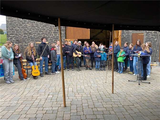 Der 8. Stammesgeburtstag der Pfadfinder in Thür wurde gebührend gefeiert.  Fotos: privat
