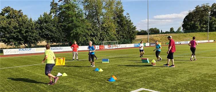 Der AC Mallendar beim Training für das Sportabzeichen. Foto: privat