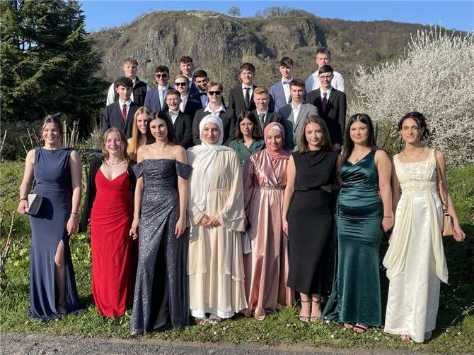 Der Abiturjahrgang 2025 der IGS Remagen. Foto: Sandra Rosa