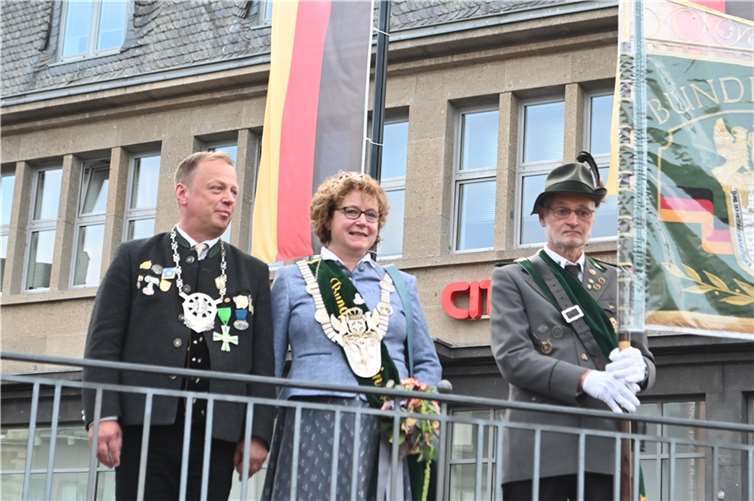 Der Abschied für die 1. Bundeskönigin Andrea Reiprich und ihren Prinzgemahl Thomas Herschbach naht.