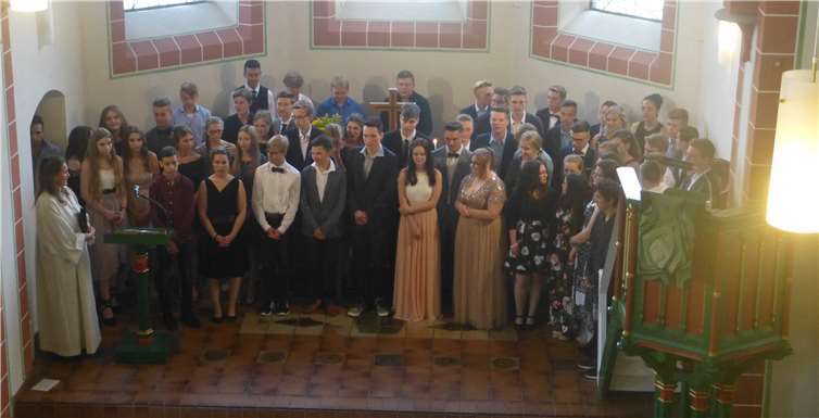 Der Abschlussgottesdienst stand unter dem Motto „Im Labyrinthdes Lebens seinen Weg finden“. Fotos: Ernst-Barlach-Realschule plus
