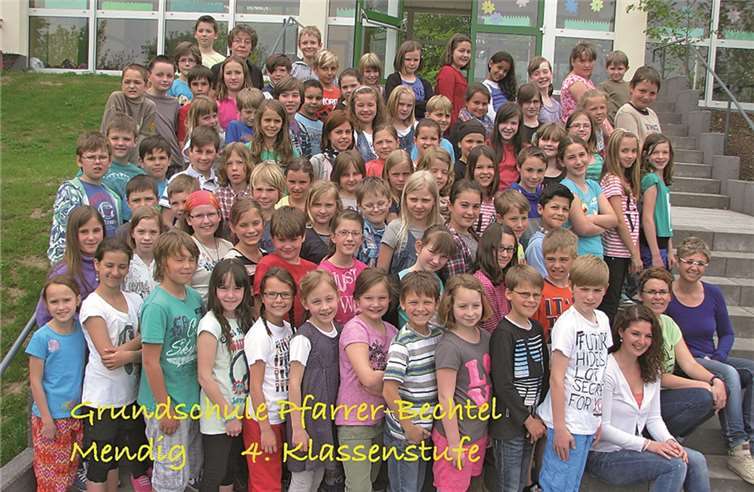 Der Abschlussjahrgang 2013 der Pfarrer-Bechtel-Grundschule Mendig.privat