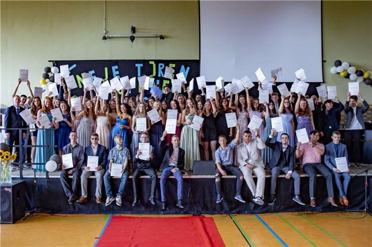 Der Abschlussjahrgang der 9. und 10. Klasse.  Foto: Sascha Berkele@GreenValleyMedia