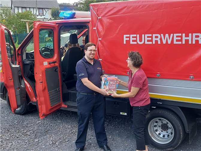 Der Aktionstag wurde durch die großzügige Buchspende der Freiwilligen Feuerwehr Unkelbach an die Bücherei inspiriert. Foto: privat