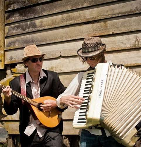 Der Alpaca Social Club: Jon Sanders und Craig Denahm.privat