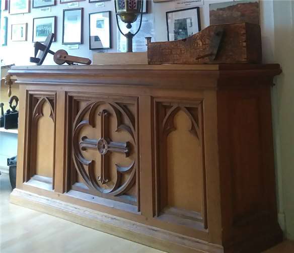 Der Altartisch der 1976 abgerissenen 14 Nothelferkapelle. privat