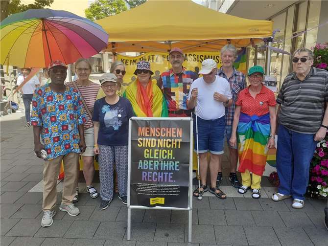„Protect the Pride“ Der Amnesty-Leitsatz lautet: Menschen sind nicht gleich, aber ihre Rechte!Foto: privat