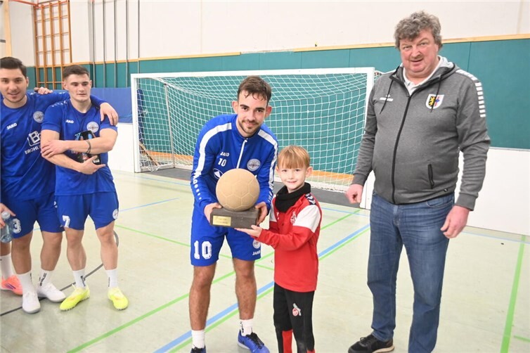 Der Andernacher Gian Luca Dolon erzielte neun Treffer und wurde Torschützenkönig.