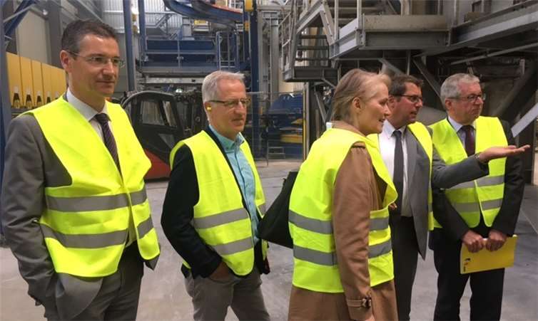 Der Arbeitskreis Wirtschaft der CDU-Landtagsfraktion vor Ort.privat