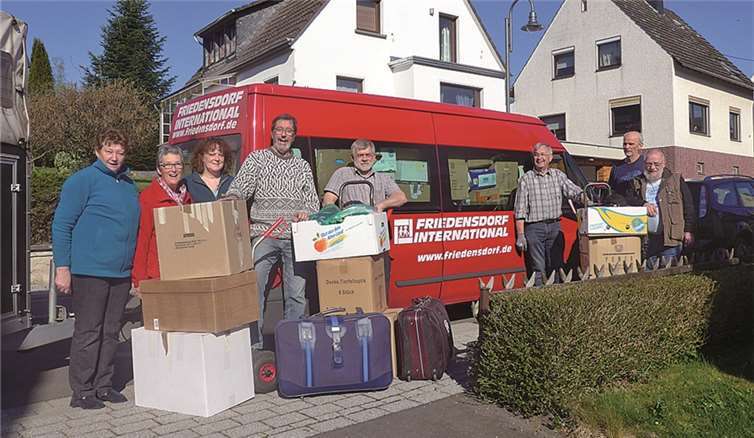 Der Arbeitskreis ev./kath. Frauen Adenau organisierte erneut einen Hilfstransport zum Friedensdorf Oberhausen. privat