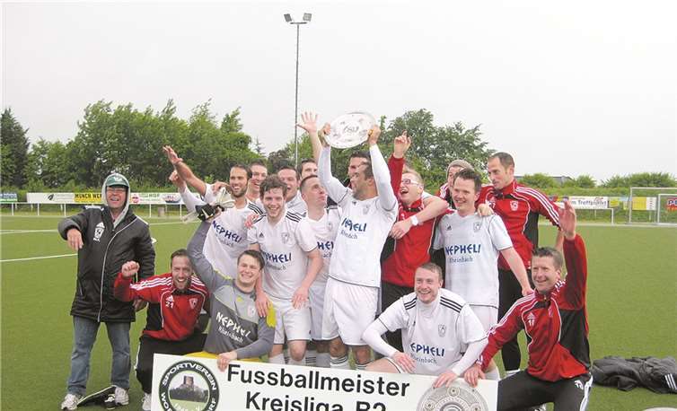 Der Aufstieg ist perfekt! privat