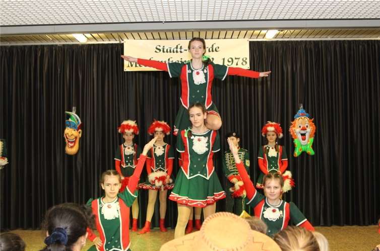 Der Auftritt der Großen Garde war eines der Highlights beim Kinderkarneval.