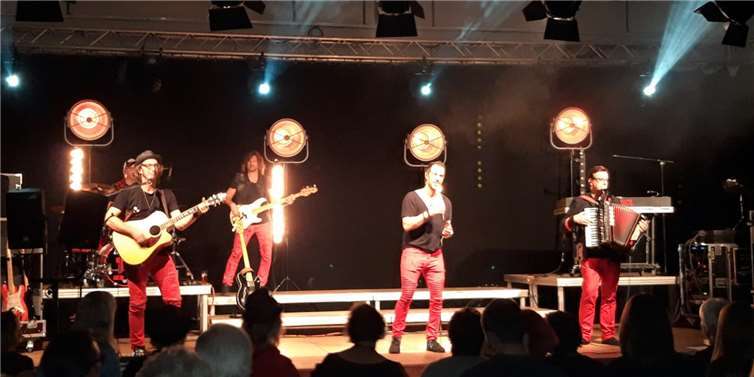 Der Auftritt der Räuber war das Highlight des Festes.