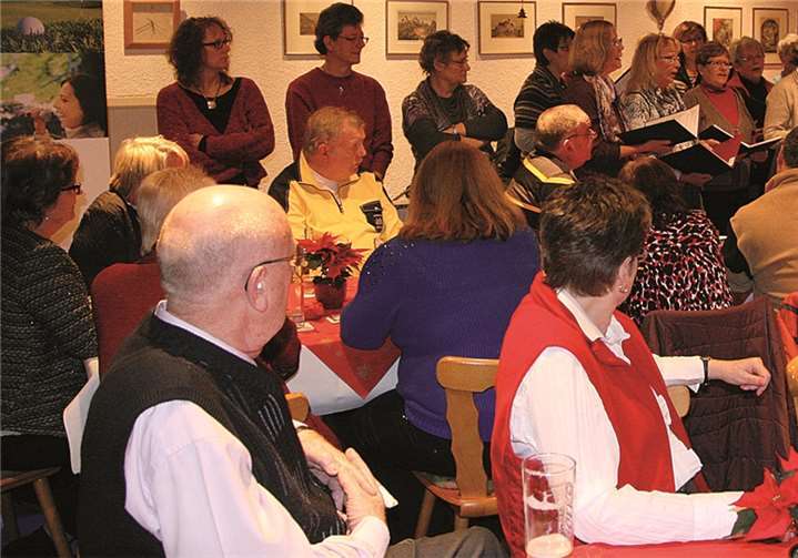 Der Auftritt der „Wiedperlen“ sorgte für tosenden Applaus.privat