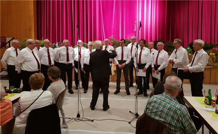 Der Auftritt in der „Villa Ausonius“ kam bei den Bewohner sehr gut an. Foto: privat