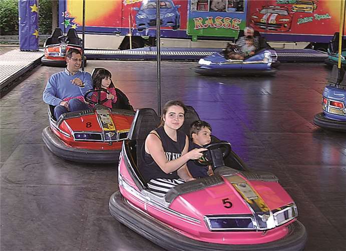 Der Autoscooter war etwas für „erfahrene Kirmesbesucher“.