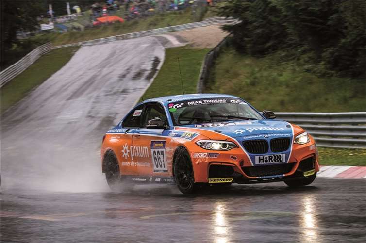 Der BMW M235i trotzte den Witterungsbedingungen erfolgreich. Patrick Liepertz