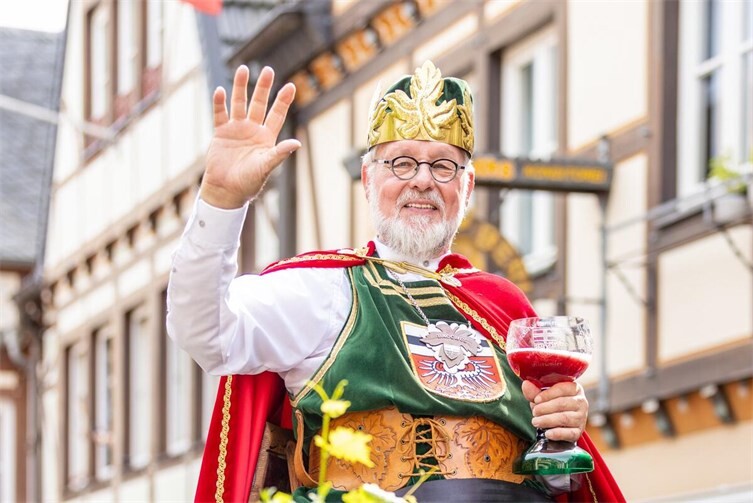 Der Bacchus darf beim traditionellen Winzerfestumzug am 6. September nicht fehlen.