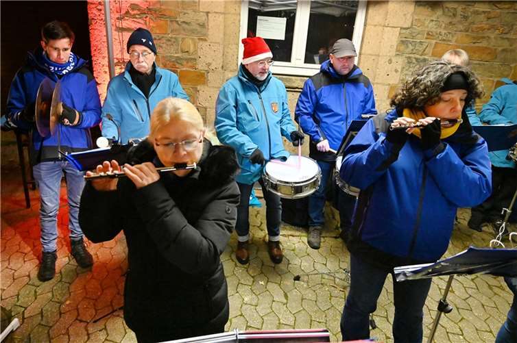 Der Bad Bodendorfer Spielmannszug spielte auf.