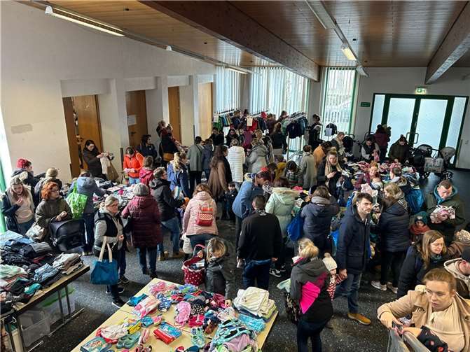 Der Basar war gut besucht.  Foto: Kita Bienenhaus und Regenbogen